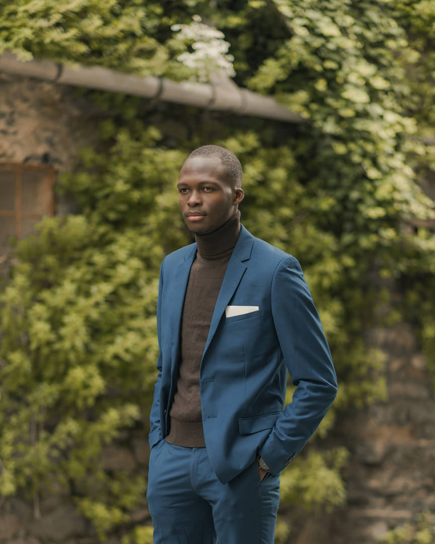 An editorial portrait photographed by Mekhamer Studio